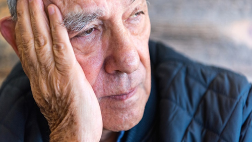 Alzheimer in Older Adults Comprehensive Nursing Essay Example